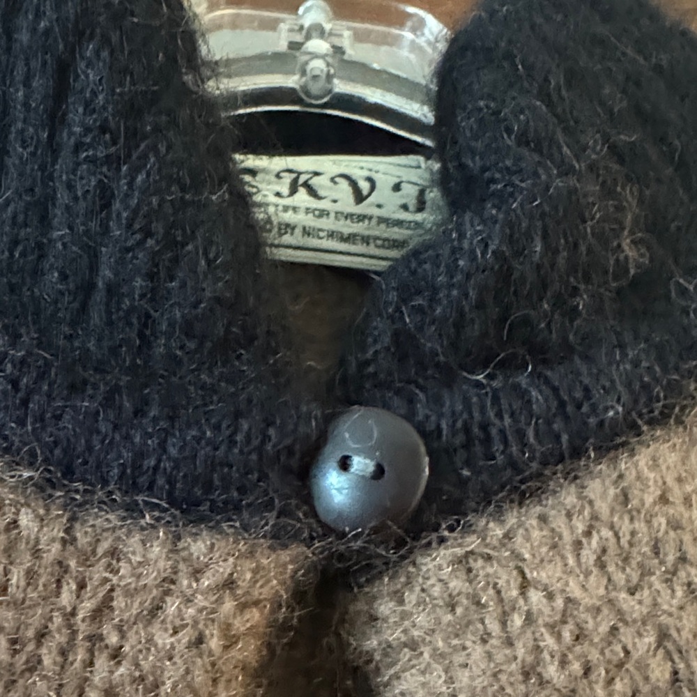 Geometric Patterned Wool Cardigan EUC - image 4